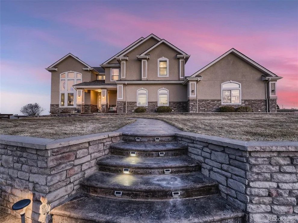 Unit for sale at 41170 Round Hill Cir, Parker, CO 80138