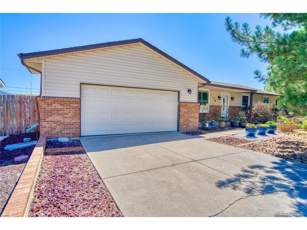 Unit for sale at 720 Hickory St, Hudson, CO 80642