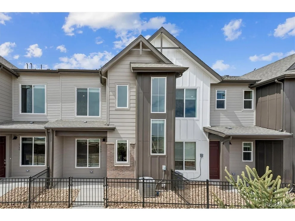 Unit for sale at 6790 Merseyside Ln, Castle Pines, CO 80108