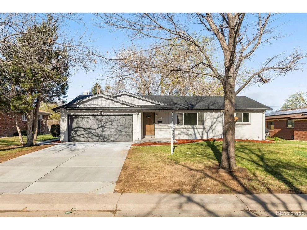 Unit for sale at 223 Nome St, Aurora, CO 80010