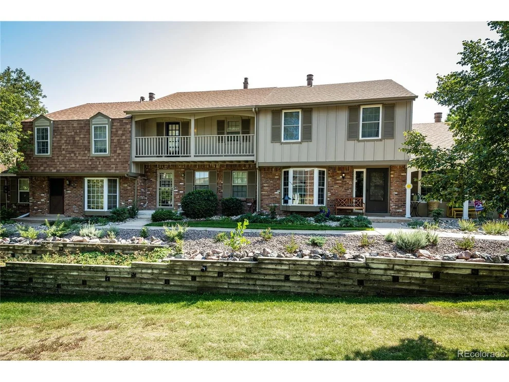 Unit for sale at 2463 E Fremont Ct, Centennial, CO 80122