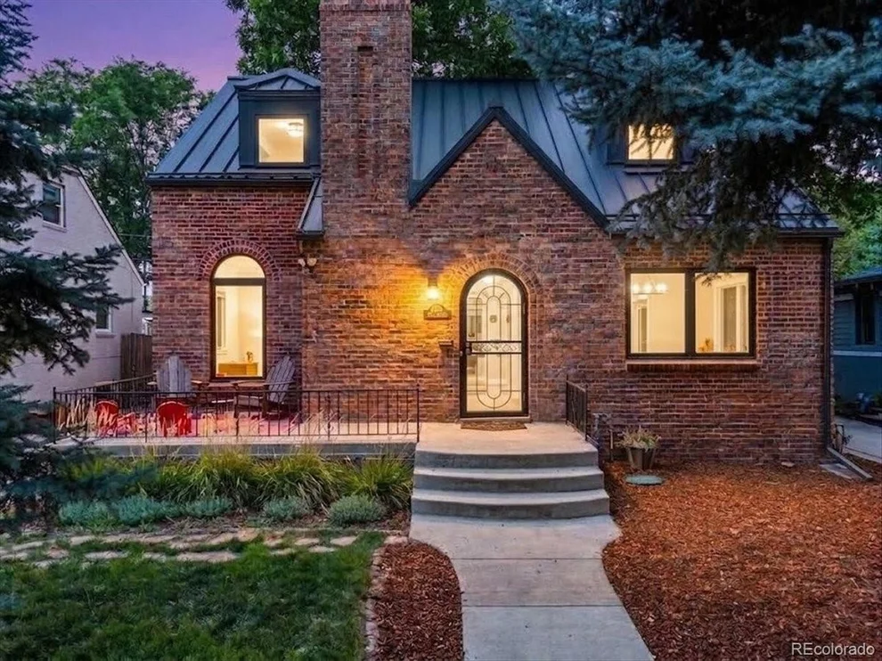 Unit for sale at 1533 N Oneida St, Denver, CO 80220