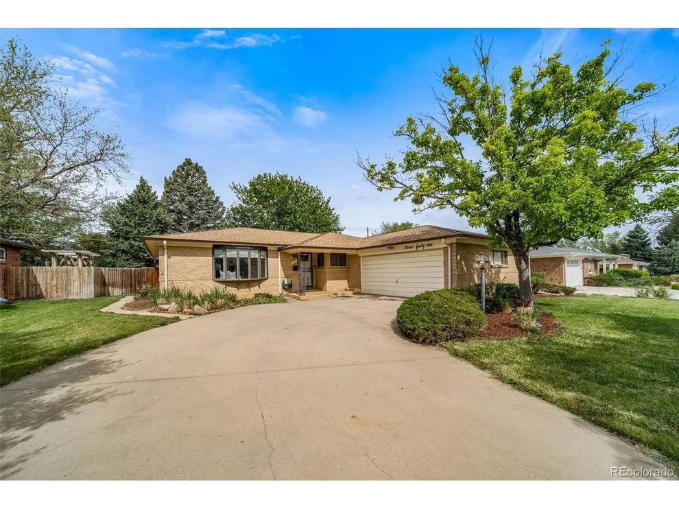 Unit for sale at 341 Newark St, Aurora, CO 80010