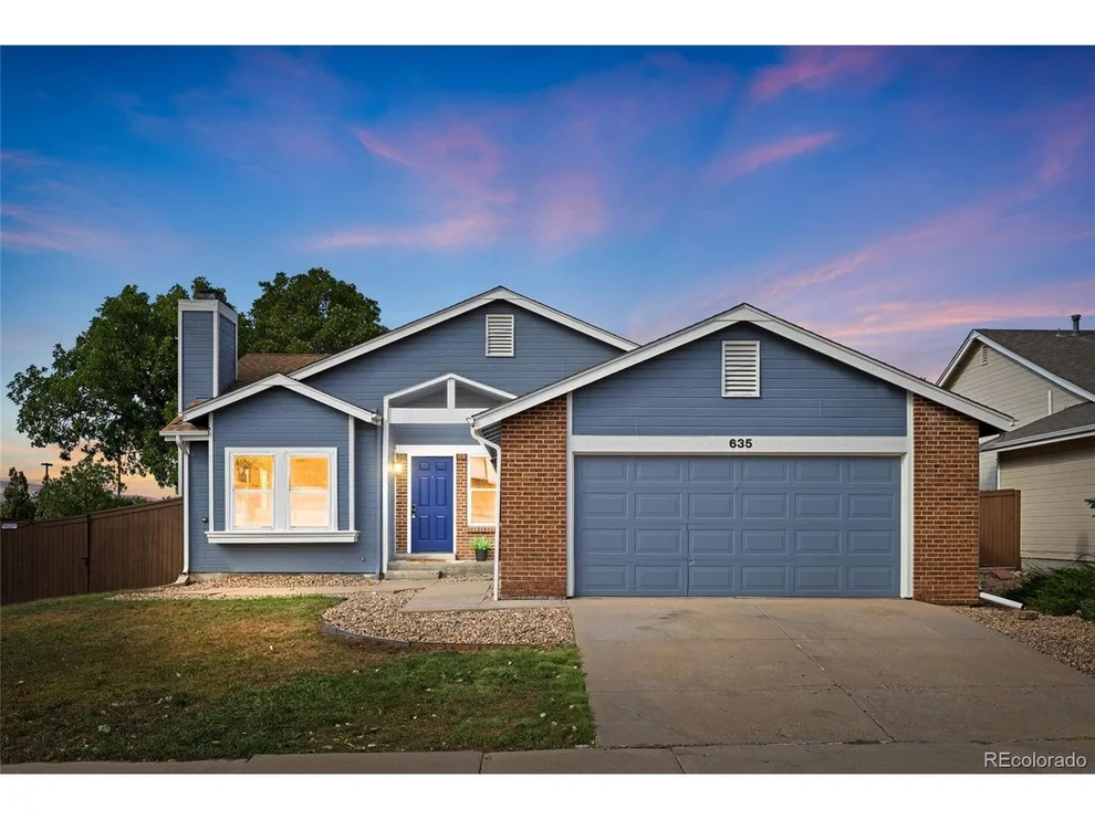 Unit for sale at 635 Ridgeglen Way, Highlands Ranch, CO 80126