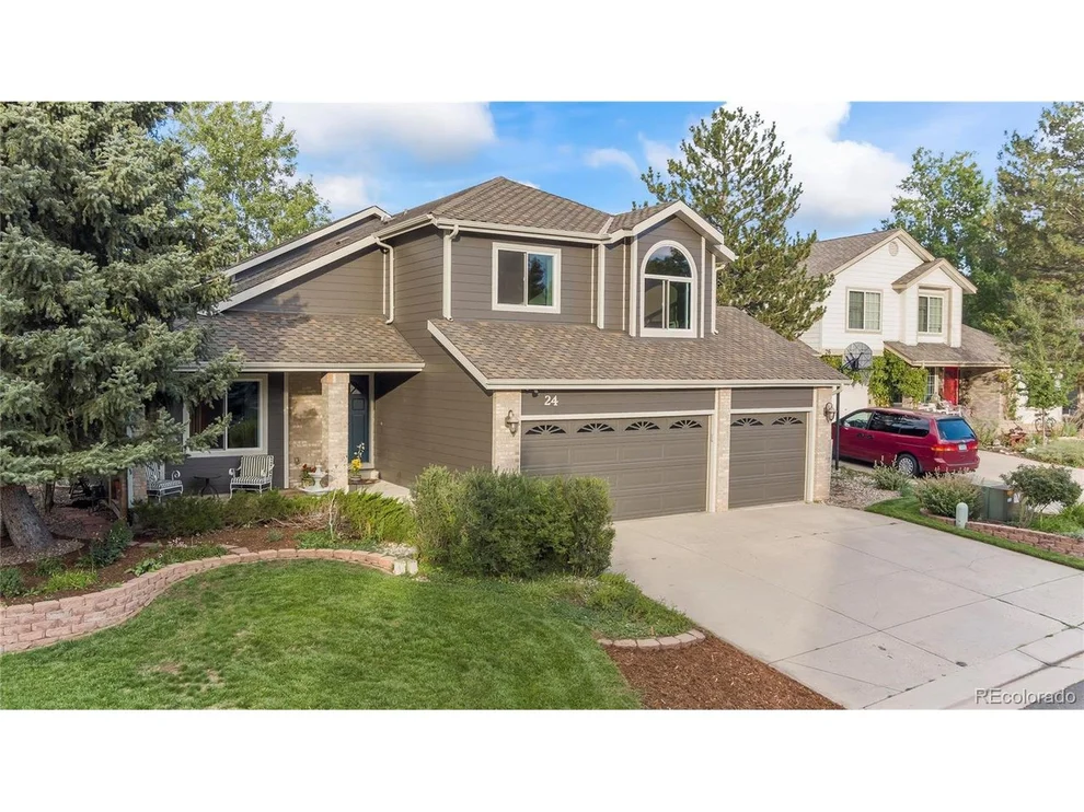 Unit for sale at 24 Pin Oak Dr, Littleton, CO 80127