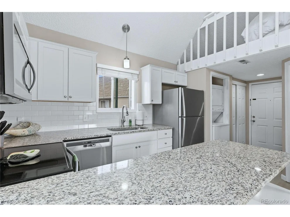 Unit for sale at 5250 S Huron Way, Littleton, CO 80120