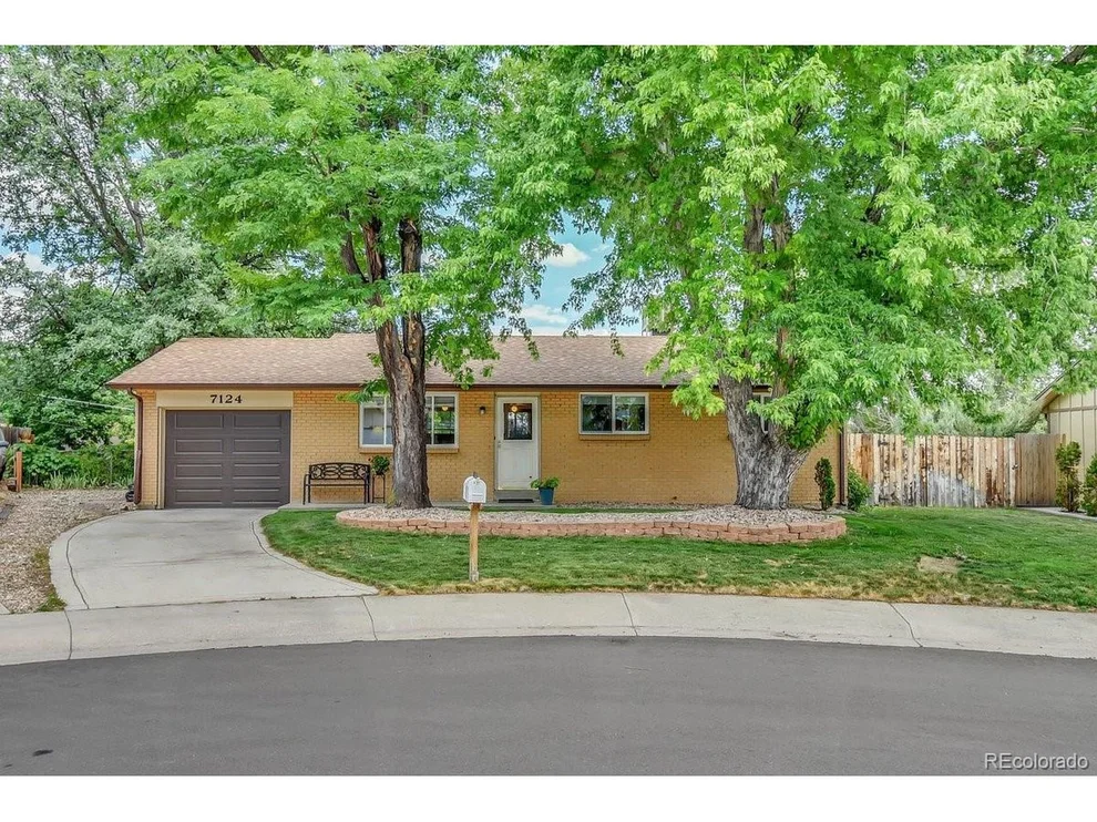 Unit for sale at 7124 Quay Cir, Arvada, CO 80003