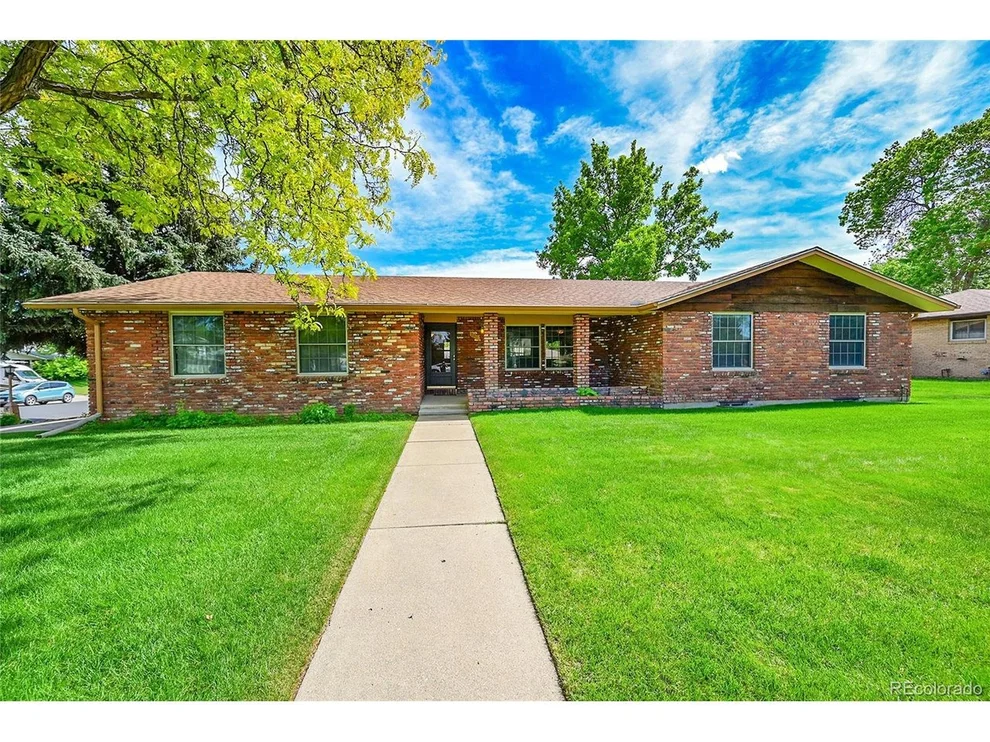 Unit for sale at 2311 Emery Pl, Longmont, CO 80501