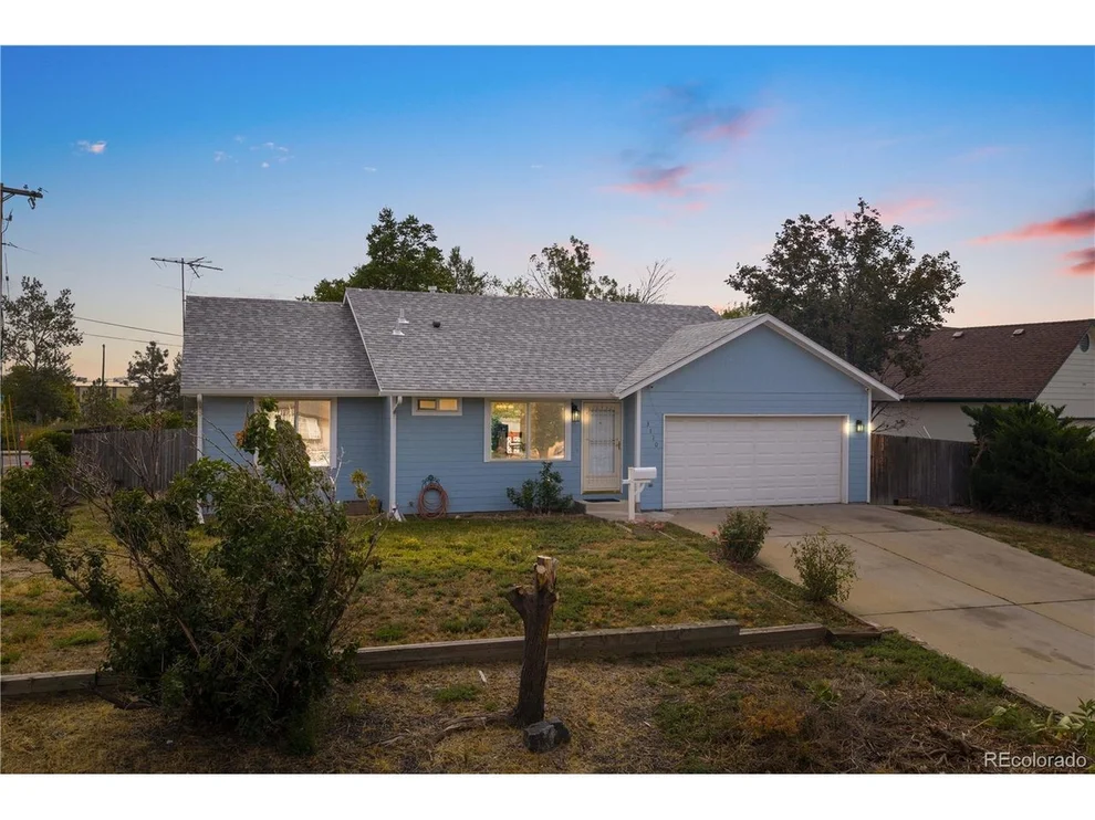 Unit for sale at 3110 Cimarron St, Aurora, CO 80011