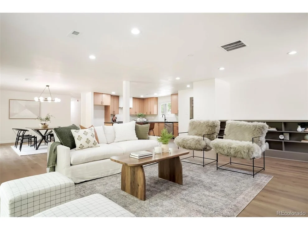 Unit for sale at 3352 Vivian Dr, Wheat Ridge, CO 80033