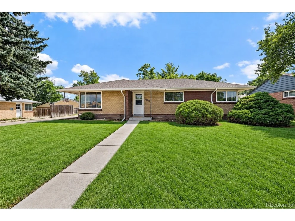 Unit for sale at 9010 W 5th Ave, Lakewood, CO 80226