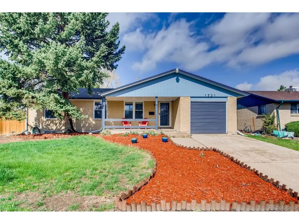 Unit for sale at 1321 S Magnolia Way, Denver, CO 80224