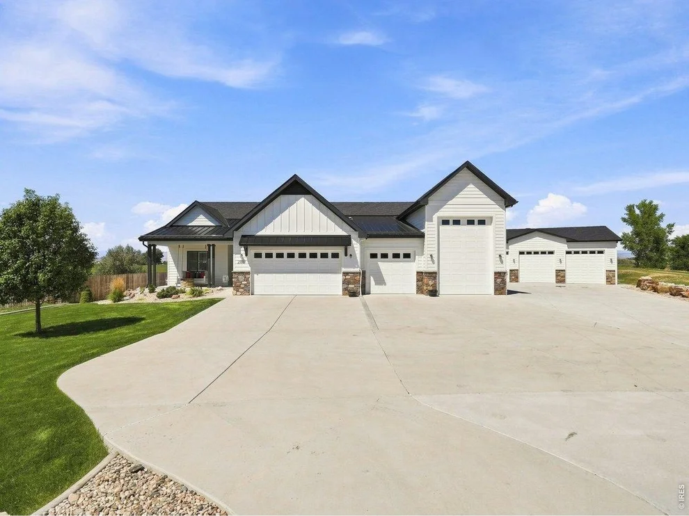 Unit for sale at 27857 Hopi Trl, Loveland, CO 80534