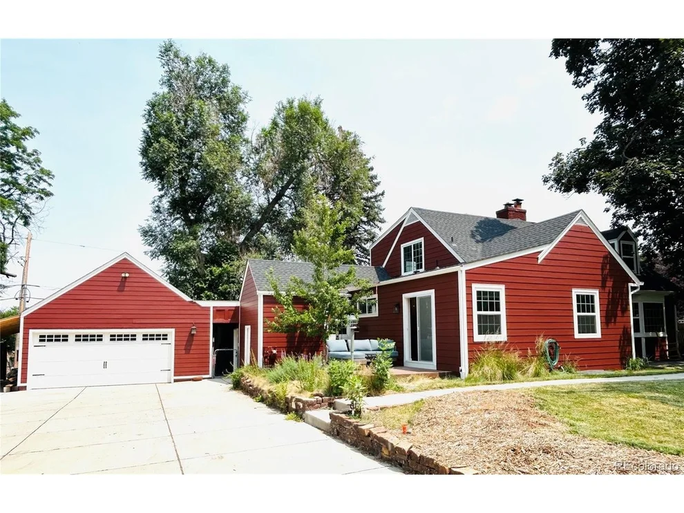 Unit for sale at 13 Lakewood Heights Dr, Denver, CO 80215