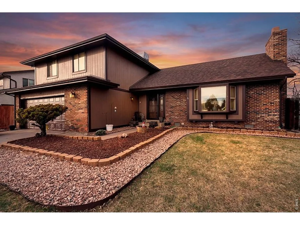 Unit for sale at 7385 W Walker Dr, Littleton, CO 80123