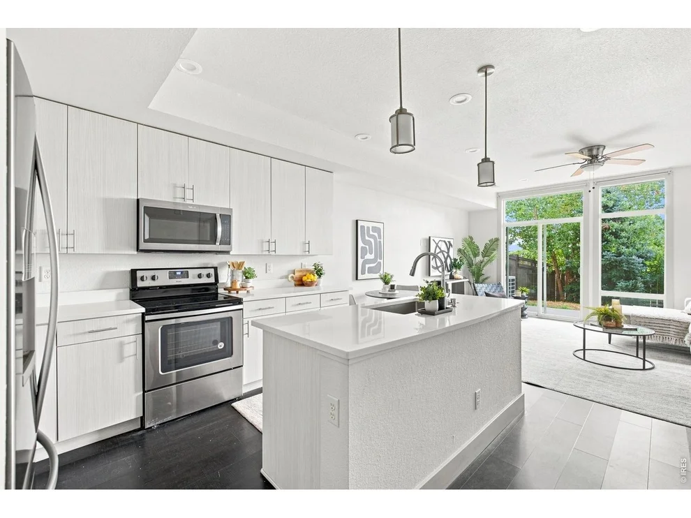 Unit for sale at 14956 E Hampden Ave, Aurora, CO 80014
