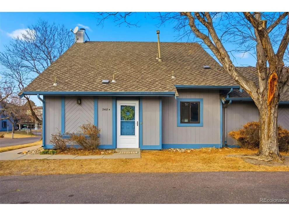 Unit for sale at 2418 S Victor St, Aurora, CO 80014