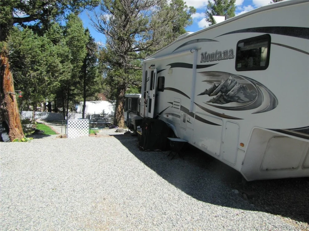 Unit for sale at 1827 Narrow Gauge Rd, Hartsel, CO 80449