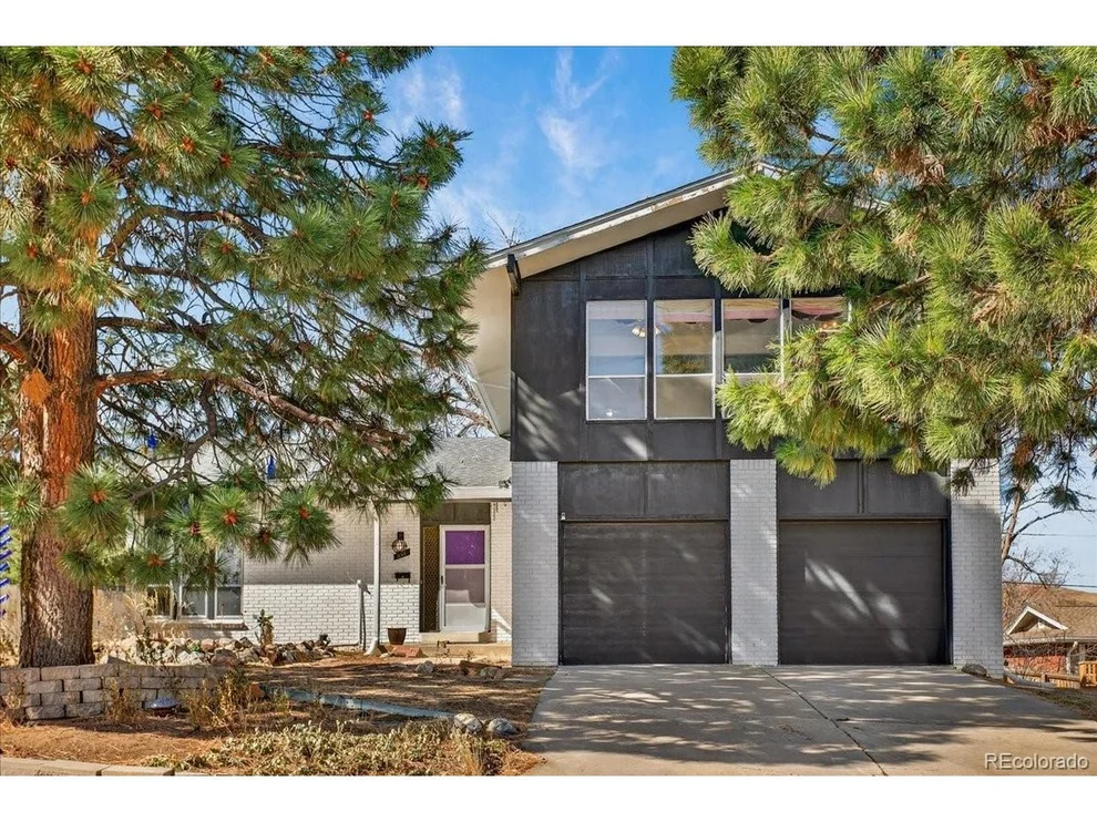 Unit for sale at 555 S Coors Ct, Lakewood, CO 80228