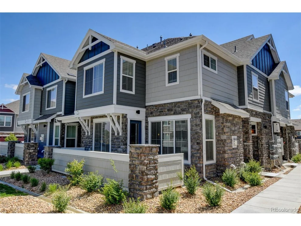 Unit for sale at 5761 S Addison Ct, Aurora, CO 80016