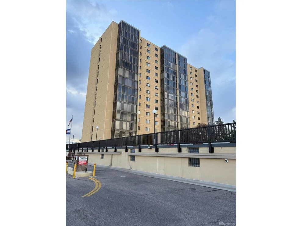 Unit for sale at 7865 E Mississippi Ave, Denver, CO 80247