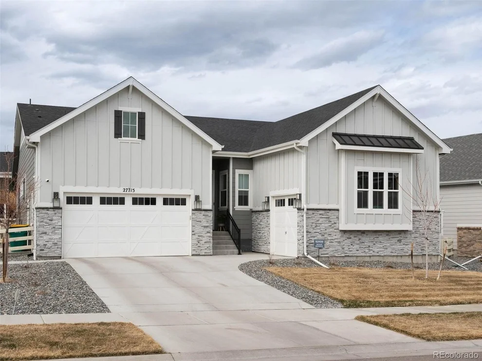 Unit for sale at 27715 E Davies Dr, Aurora, CO 80016