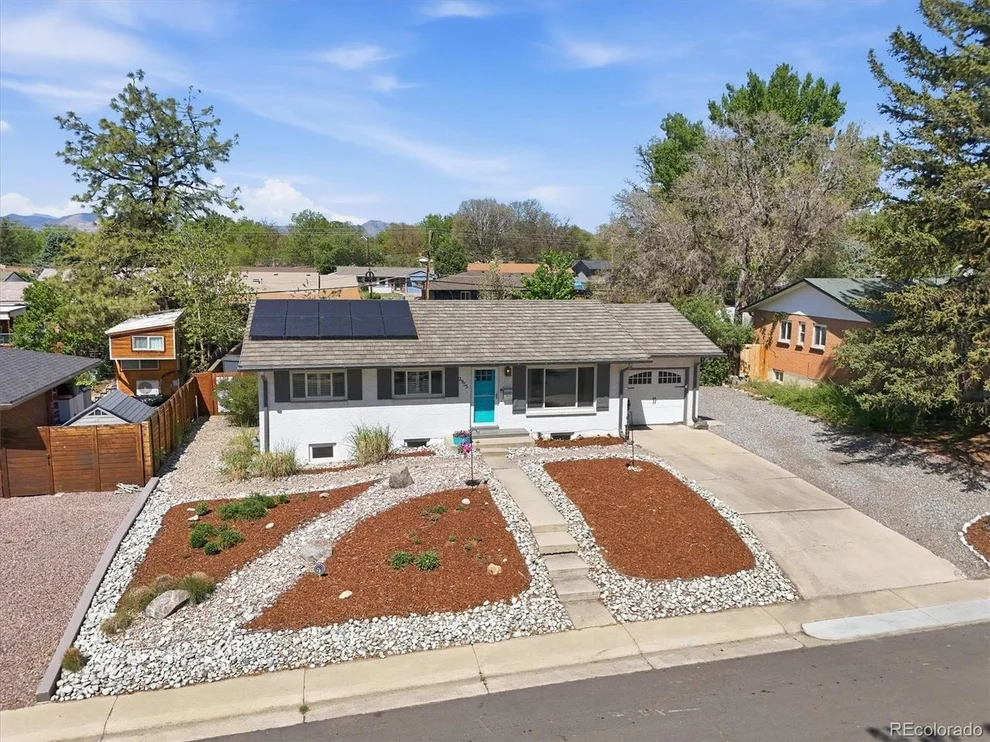 Unit for sale at 2955 S Zurich Ct, Denver, CO 80236