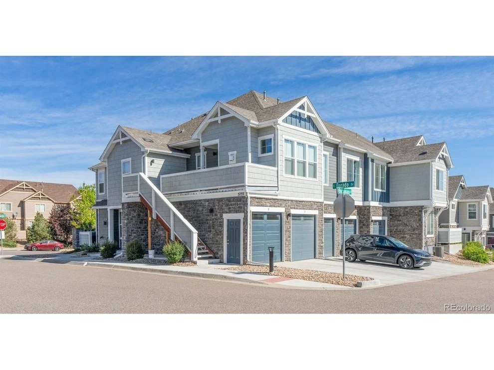 Unit for sale at 5755 S Buchanan Ct, Aurora, CO 80016