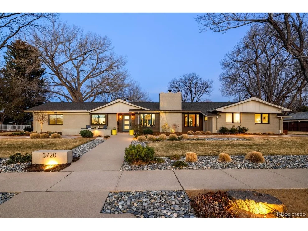 Unit for sale at 3720 S Dahlia St, Denver, CO 80237