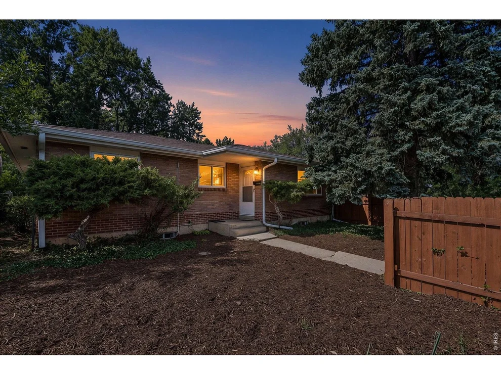Unit for sale at 441 Harvard Ln, Boulder, CO 80305