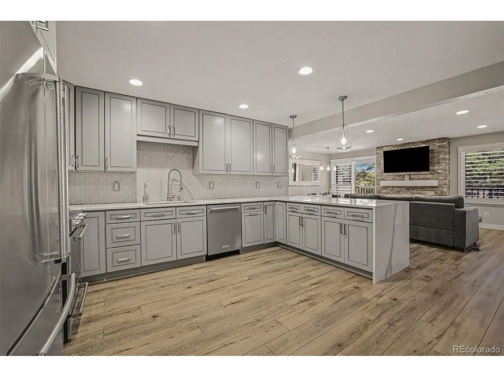 Unit for sale at 6479 S Havana St, Englewood, CO 80111