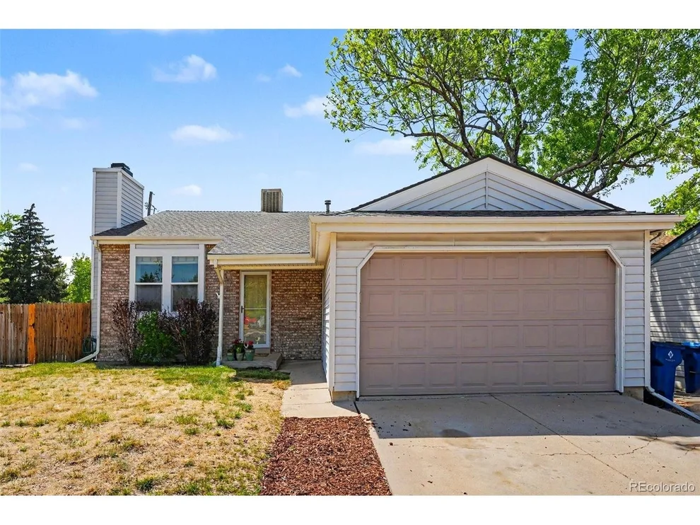 Unit for sale at 7609 Harlan Way, Arvada, CO 80003