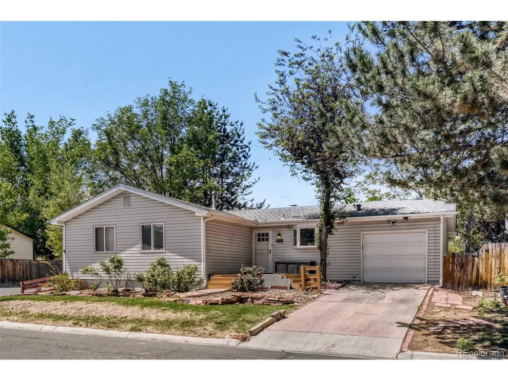 Unit for sale at 445 Hickory Pl, Broomfield, CO 80020