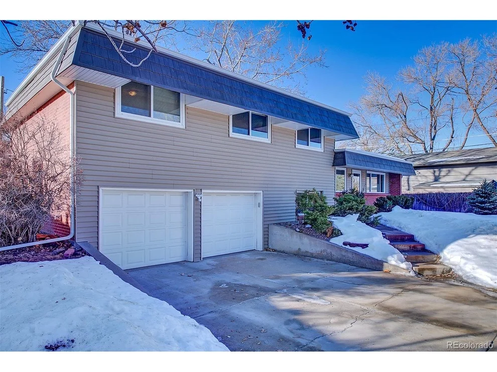 Unit for sale at 11500 W 26th Ave, Lakewood, CO 80215