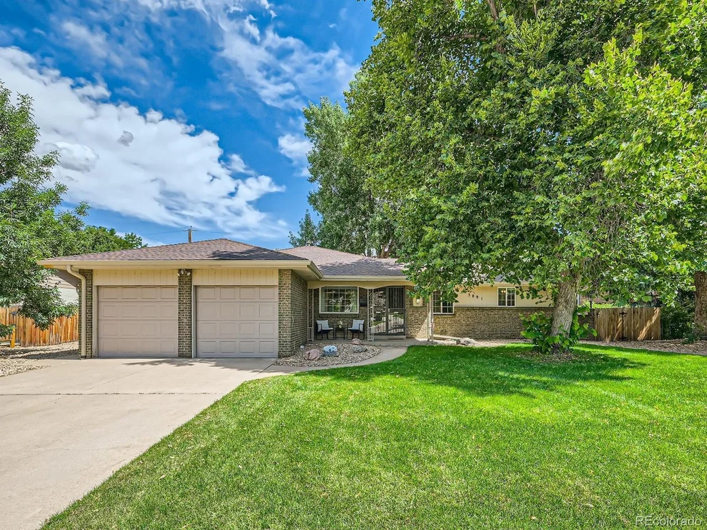 Unit for sale at 5891 W Green Meadows Pl, Denver, CO 80227