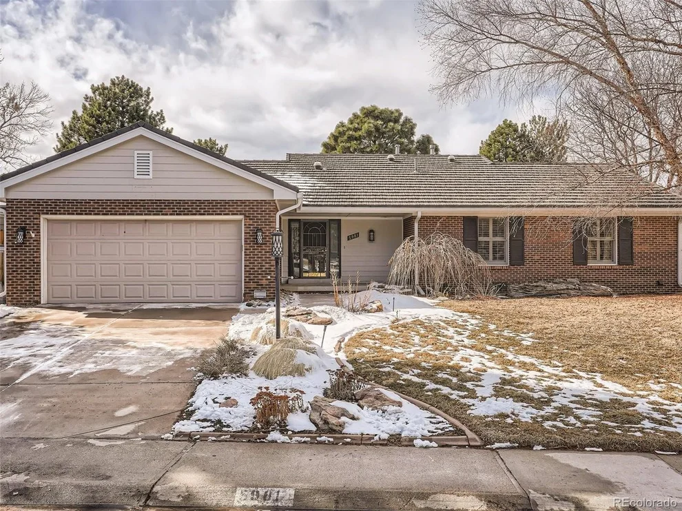 Unit for sale at 5981 S Emporia Cir, Englewood, CO 80111