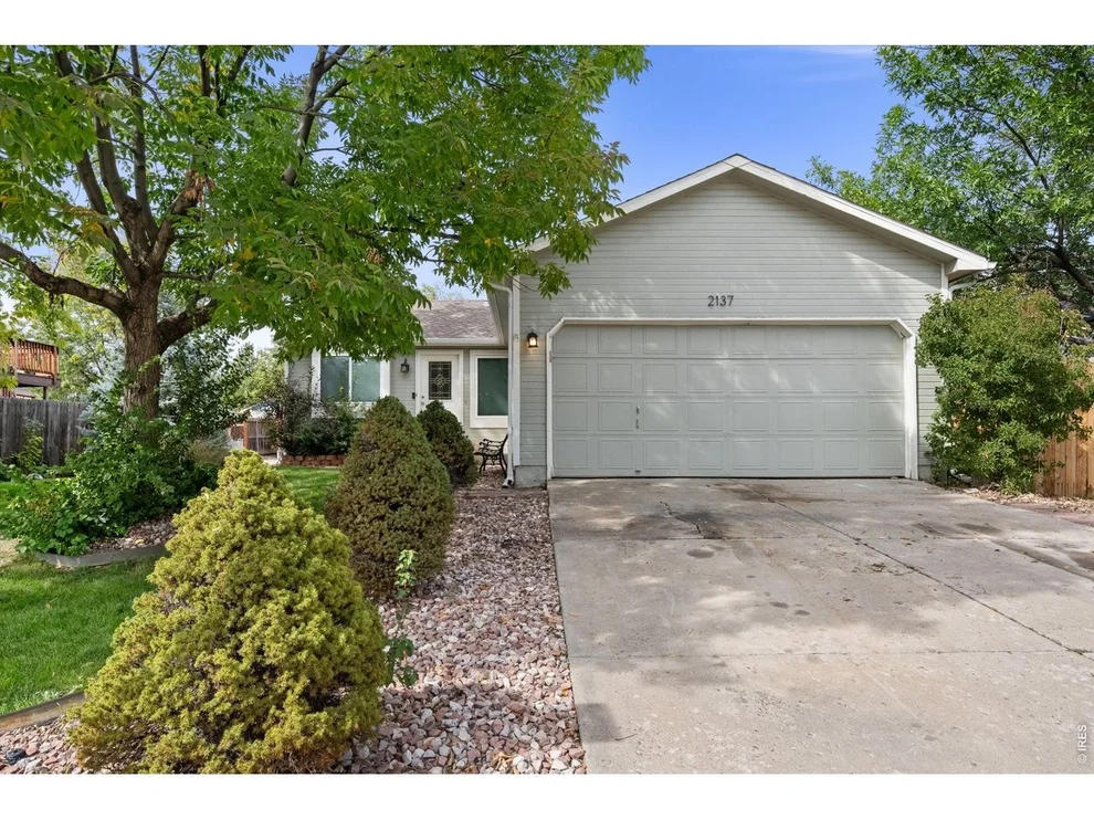 Unit for sale at 2137 Steele St, Longmont, CO 80501