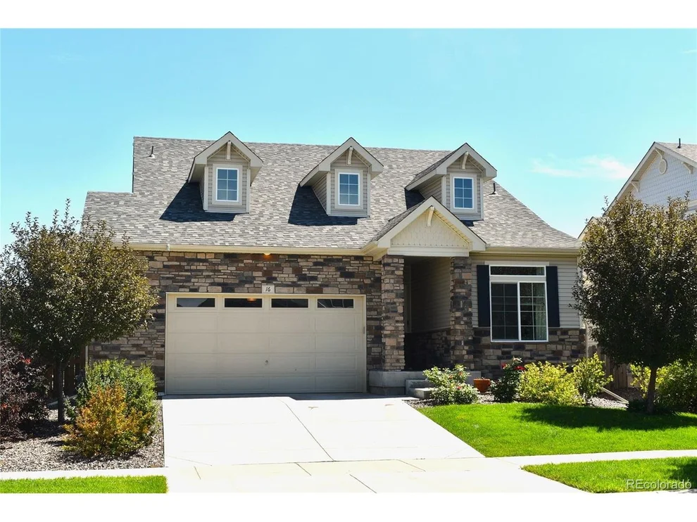 Unit for sale at 16 S Newcastle Way, Aurora, CO 80018