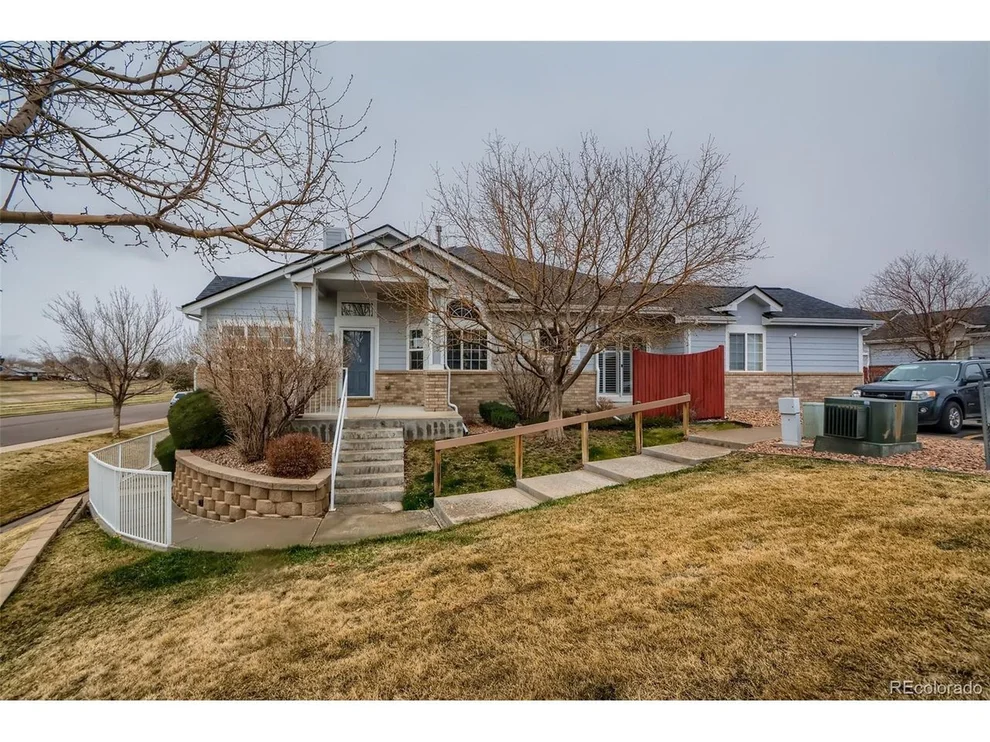 Unit for sale at 3017 S Waco Ct, Aurora, CO 80013