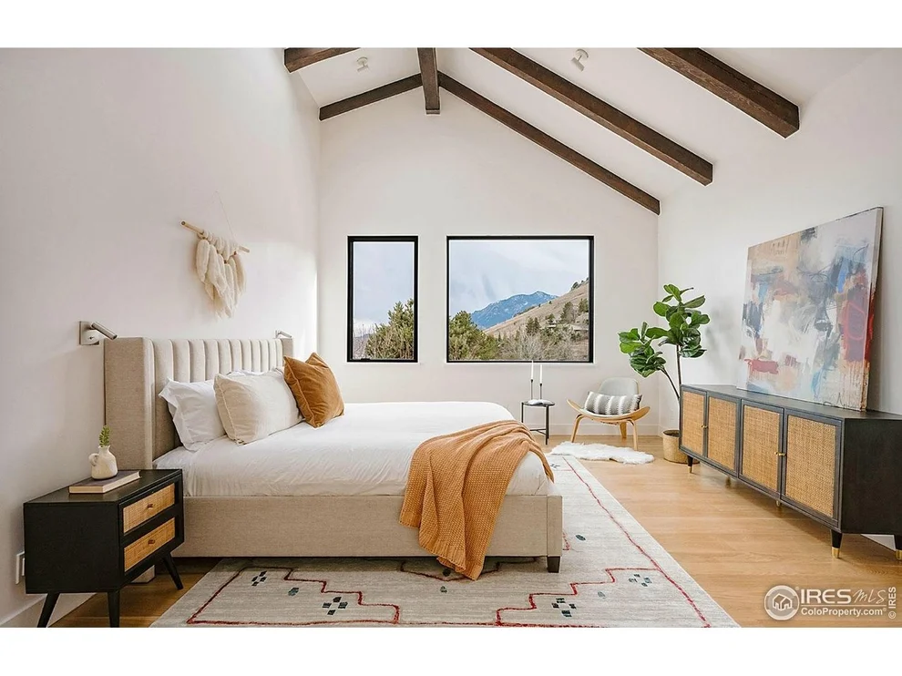 Unit for sale at 210 Cactus Ct, Boulder, CO 80304