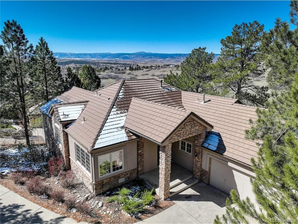 Unit for sale at 805 Country Club Pkwy, Castle Rock, CO 80108