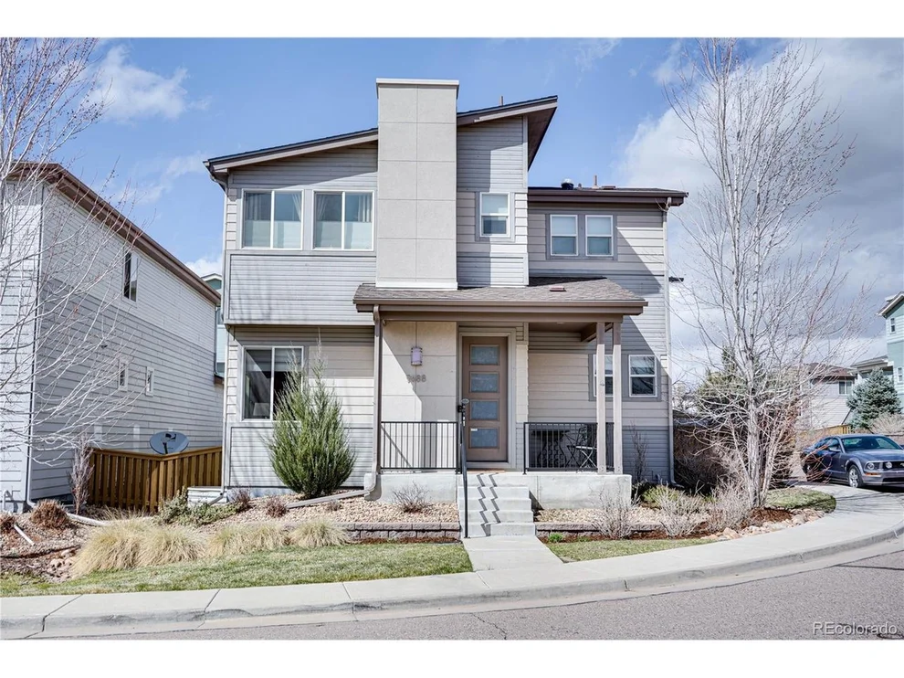 Unit for sale at 9688 Dunning Cir, Highlands Ranch, CO 80126
