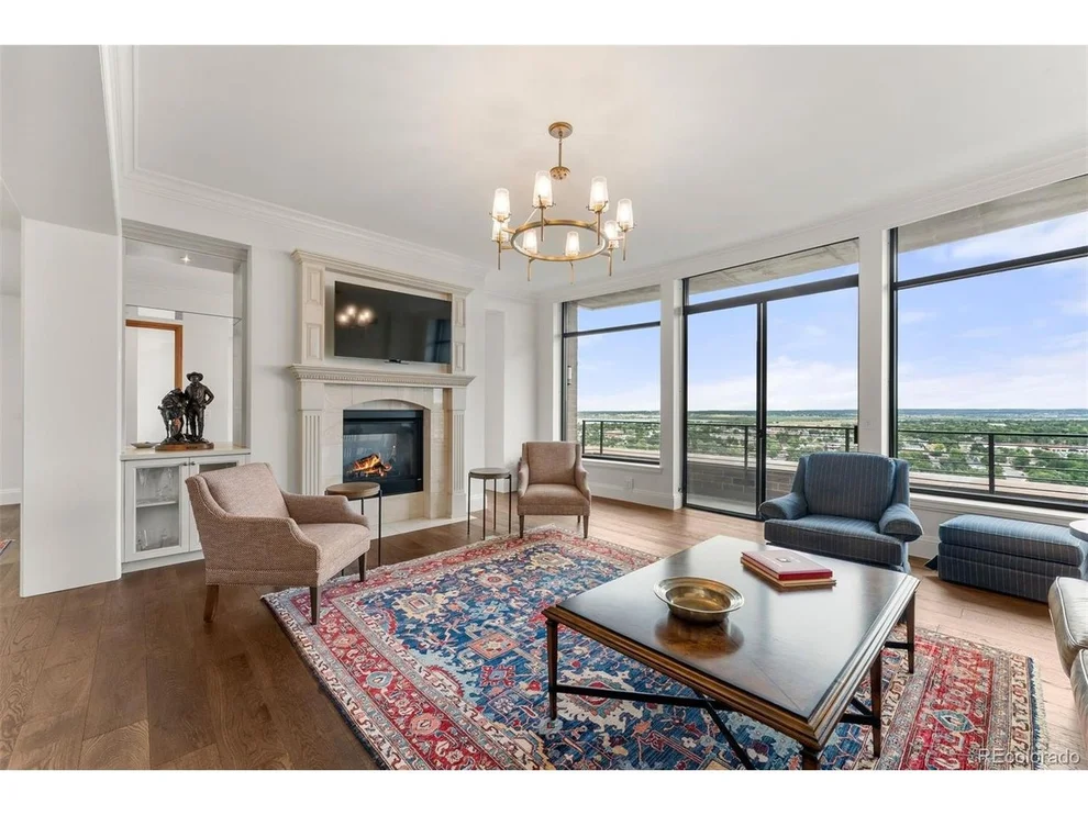 Unit for sale at 8100 E Union Ave, Denver, CO 80237
