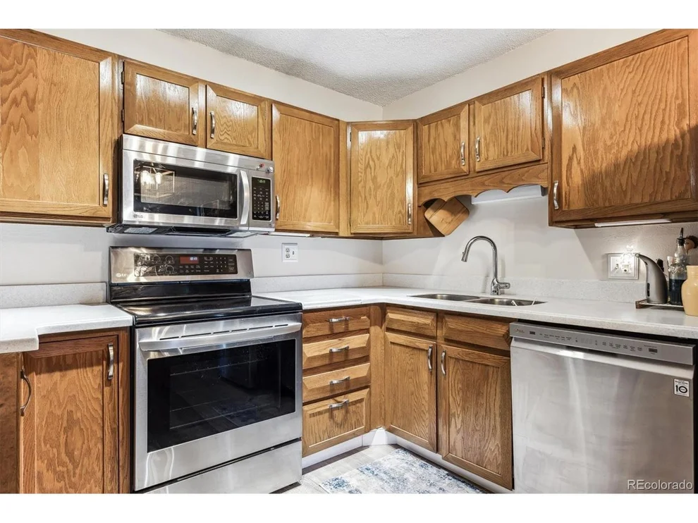 Unit for sale at 13609 E Cornell Ave, Aurora, CO 80014