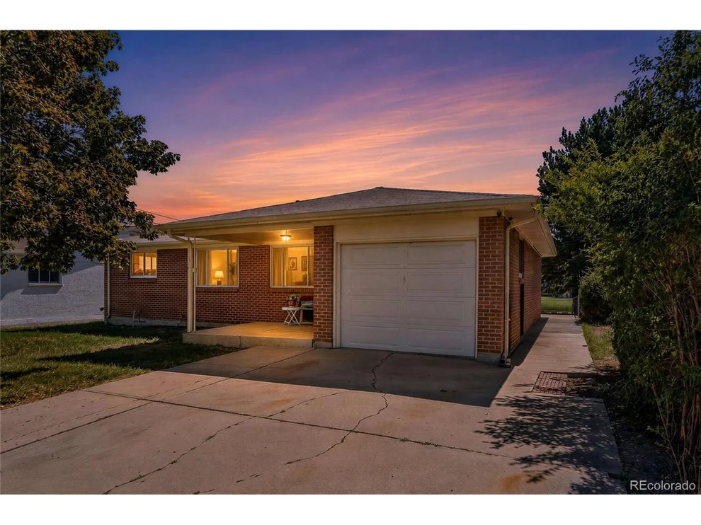 Unit for sale at 1360 W 6th Ave, Broomfield, CO 80020