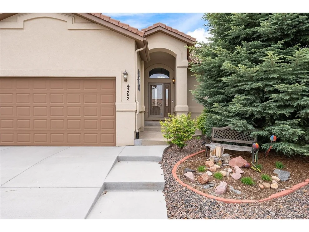 Unit for sale at 4352 Las Lunas Ct, Castle Rock, CO 80104
