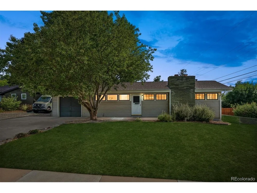 Unit for sale at 1662 W Lake Pl, Littleton, CO 80120