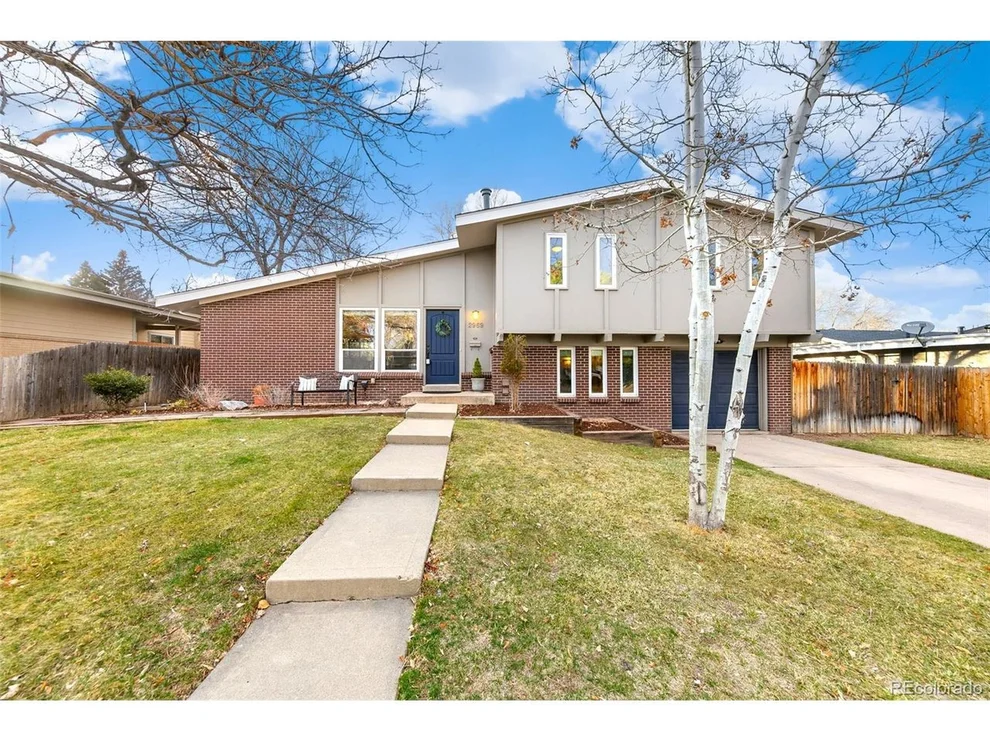Unit for sale at 2969 S Wabash Cir, Denver, CO 80231