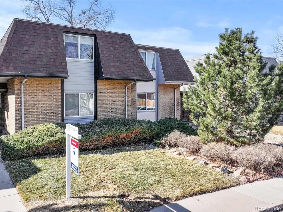 Unit for sale at 2323 S Jamaica St, Aurora, CO 80014