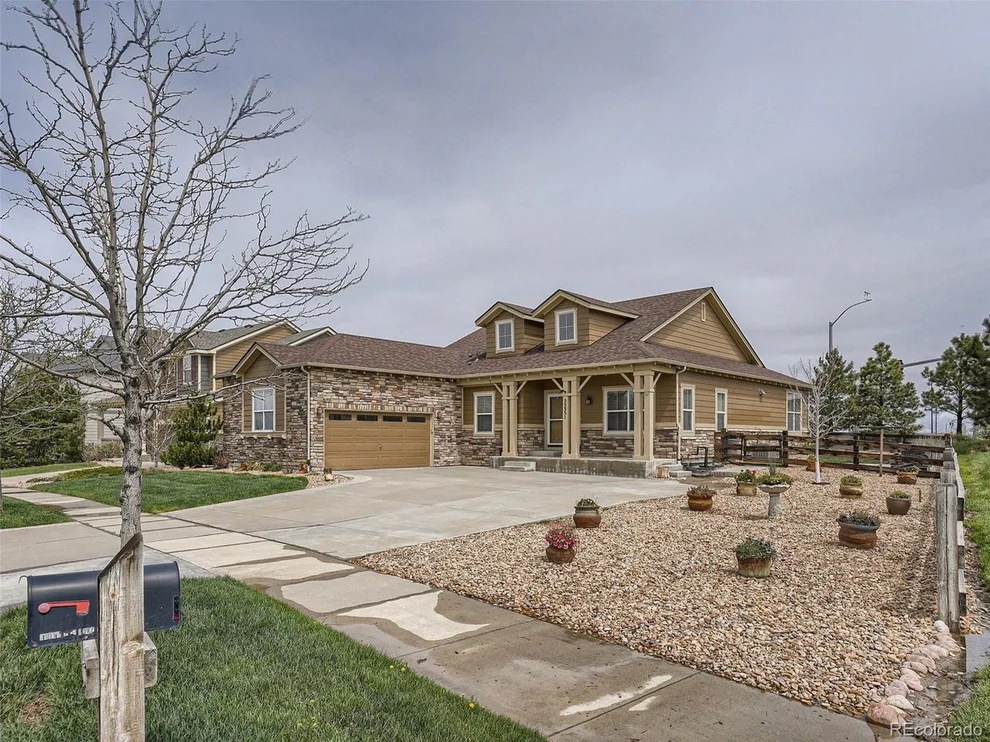 Unit for sale at 25351 E Indore Dr, Aurora, CO 80016